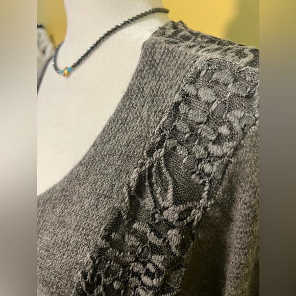 Cherish Tunic - light knit - OS - Picture 4 of 15